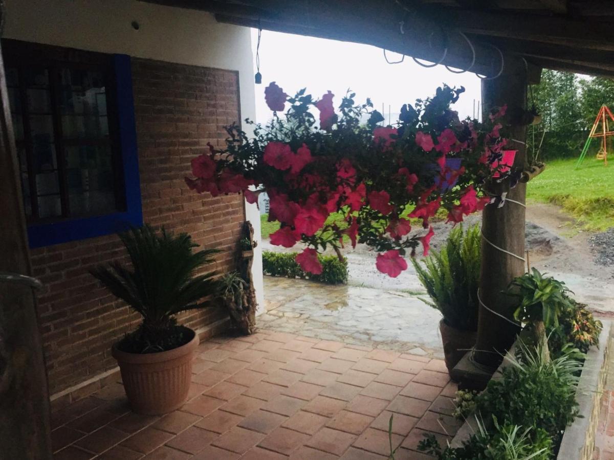 Hotel Vista Markes Zacatlán 외부 사진